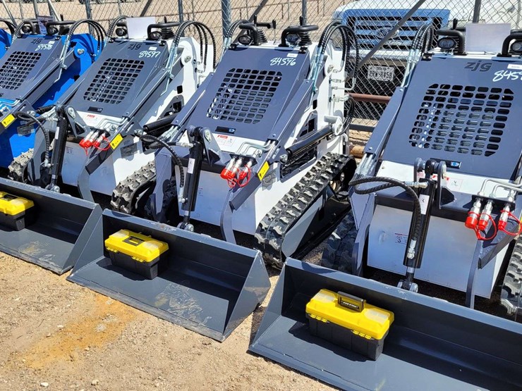 2026-zjz-380-mini-skid-steer-loader-skid-steer-image-1