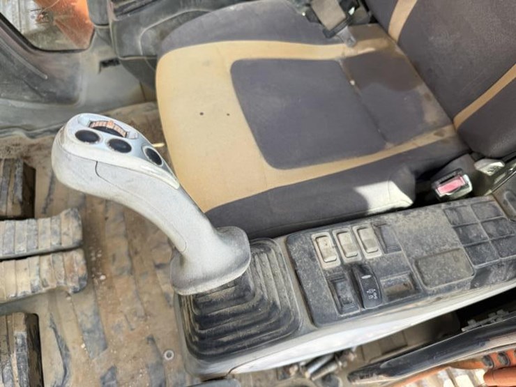 doosan-dx225-lc-3-image-22