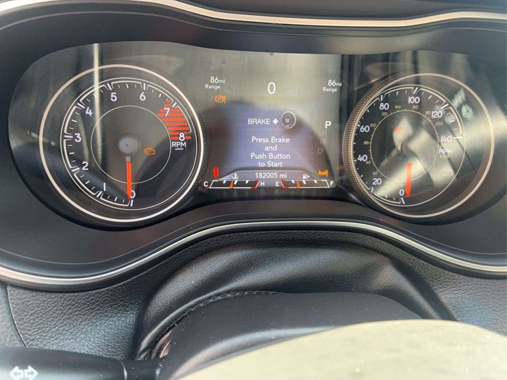 2020-jeep-cherokee-limited-image-24
