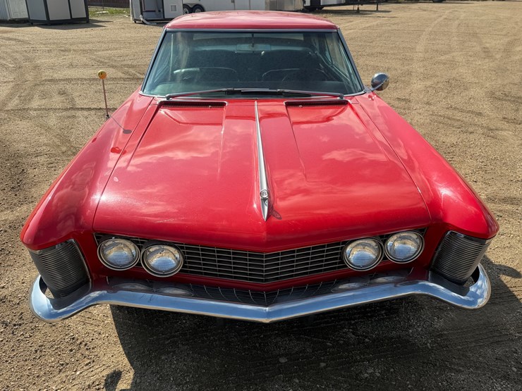 #143-•-1964-buick-riviera-image-19
