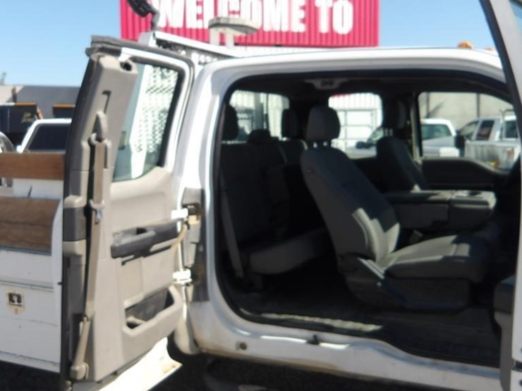 2017-ford-f550-image-13