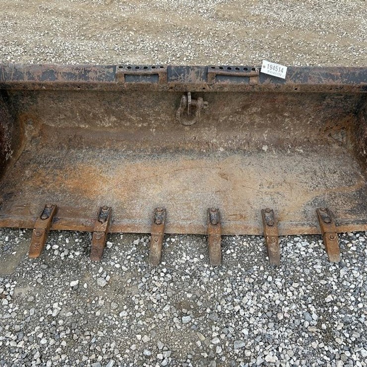 74” Skid Steer Tooth Bucket