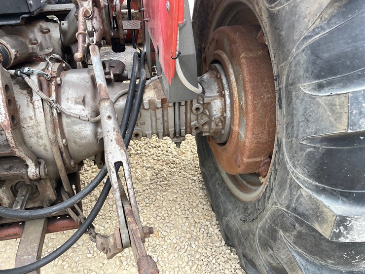 massey-ferguson-265-image-50