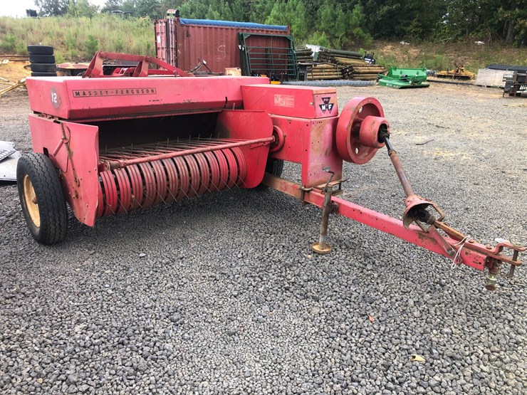 massey-ferguson-12-image-1