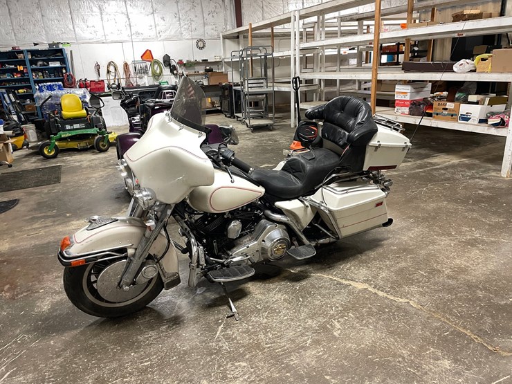 #1251-•-1986-harley-davidson-electric-glide-classic-motorcycle-(has-wi-title)-image-71
