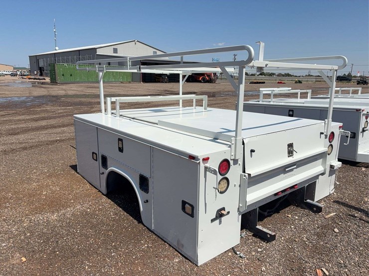 utility-truck-bed-image-3