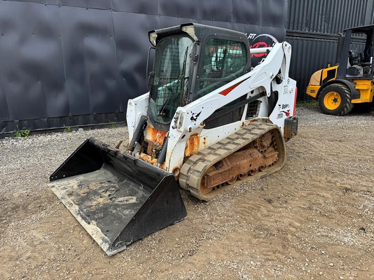 2019-bobcat-t595-image-2