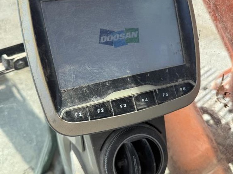 doosan-dx225-lc-3-image-14