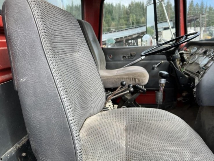 1988-ford-lts9000-image-32