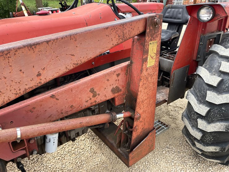 massey-ferguson-265-image-17