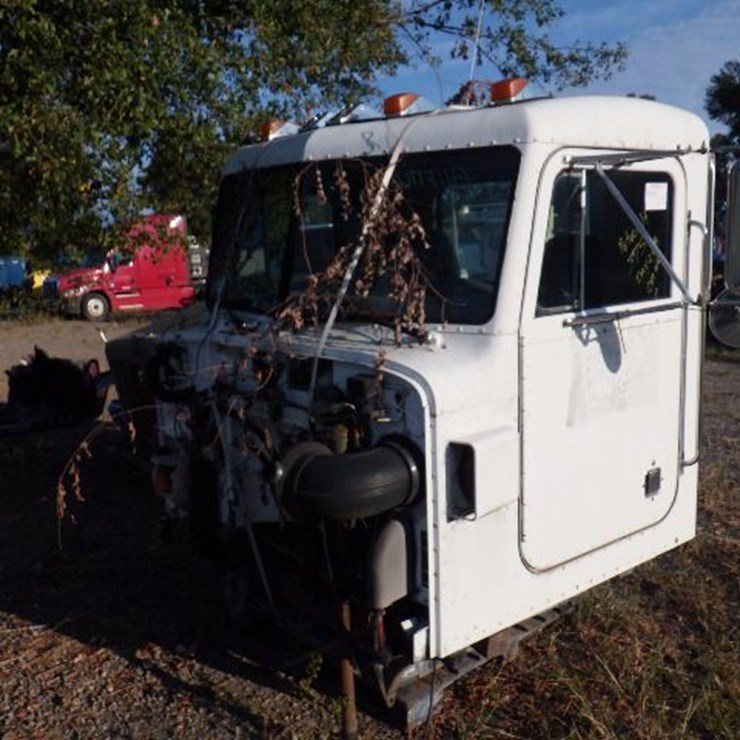 1991 PETERBILT 384