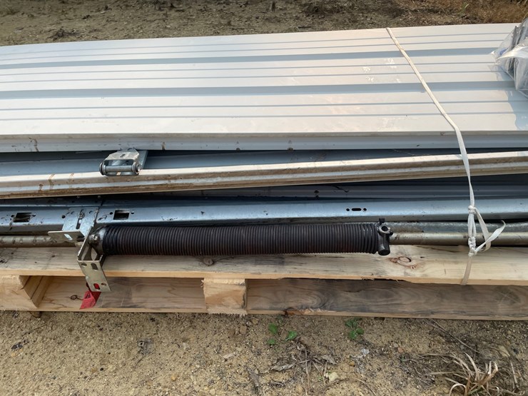 #3836-•-9'-w-x-8't-non-insulated-garage-door-image-6