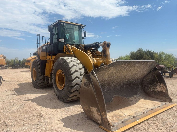 caterpillar-966k-image-1