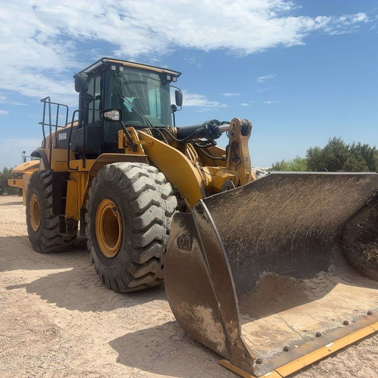 CATERPILLAR 966K