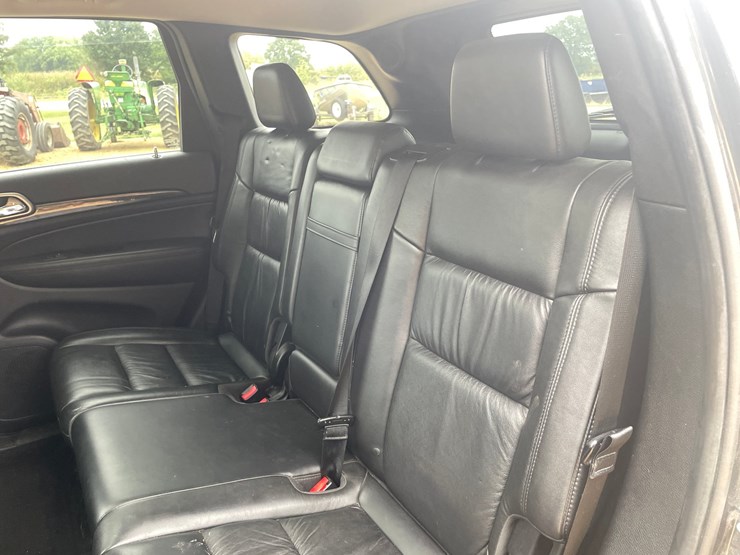 2011-jeep-grand-cherokee-laredo-image-48