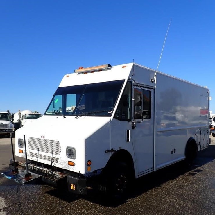 2008 WORKHORSE W62