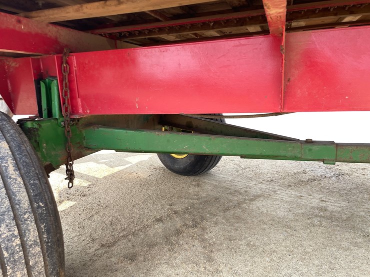 2013-john-deere-770-image-16