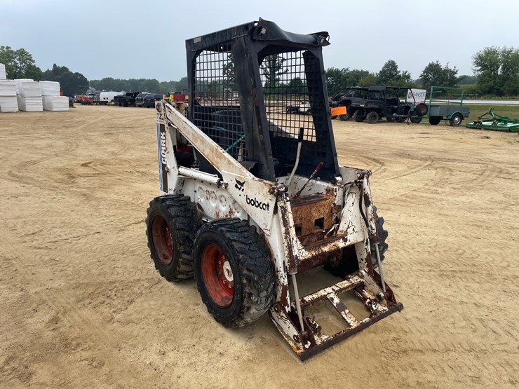 #313-•-bobcat-7222-hydrostatic-skidsteer-image-3
