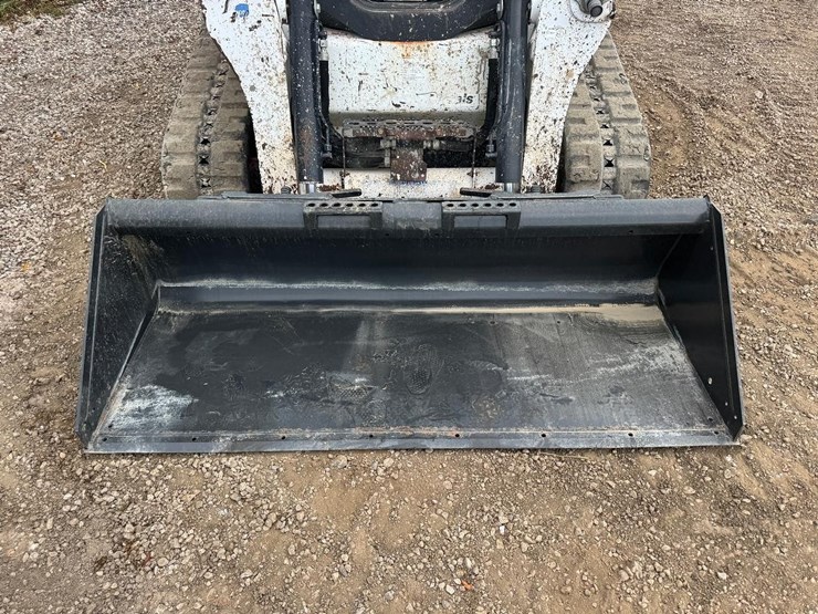 2018-bobcat-t630-image-10