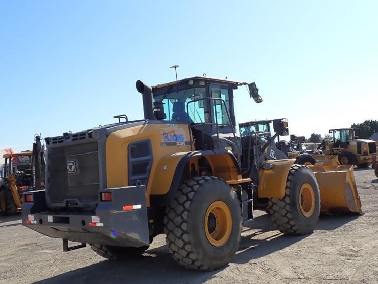 2022-xcmg-xc958u-image-3