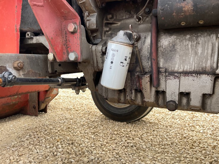 massey-ferguson-265-image-61
