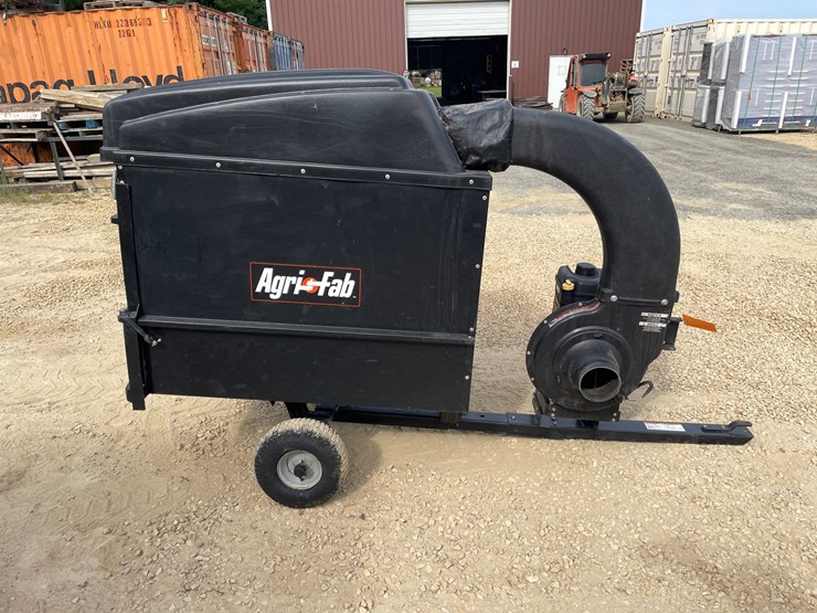 #3847-•-agri-fab-mow-n-vac-image-4