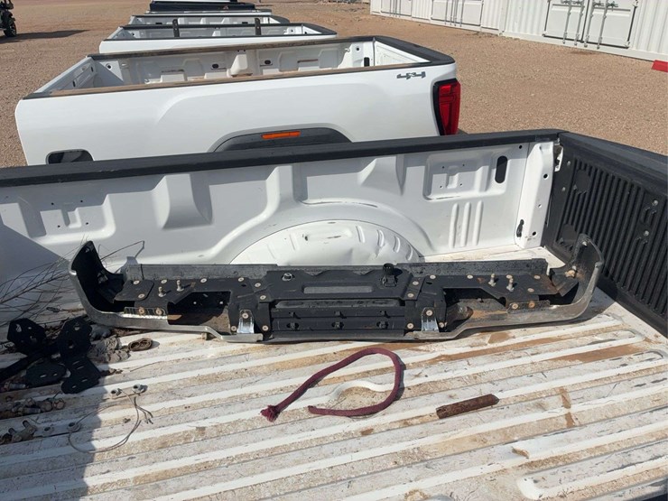 2023-ford-truck-bed-image-13