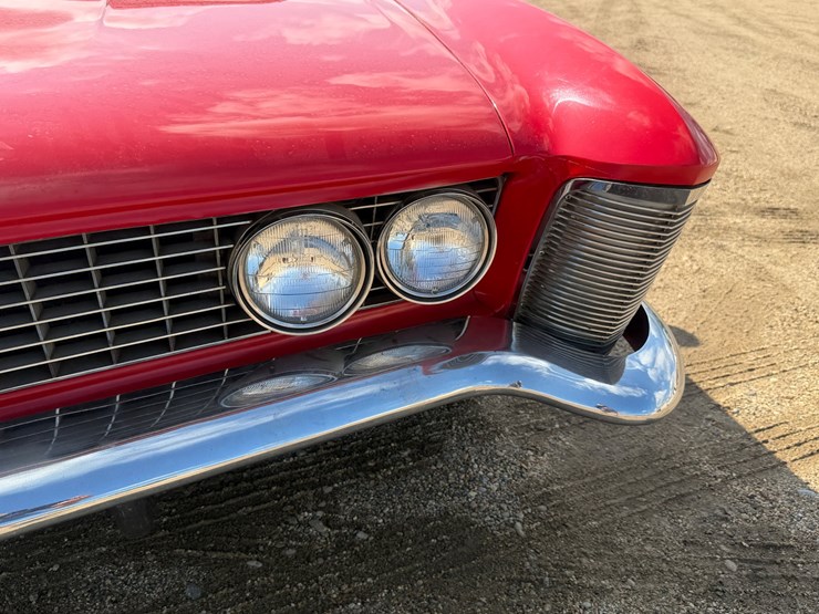 #143-•-1964-buick-riviera-image-17