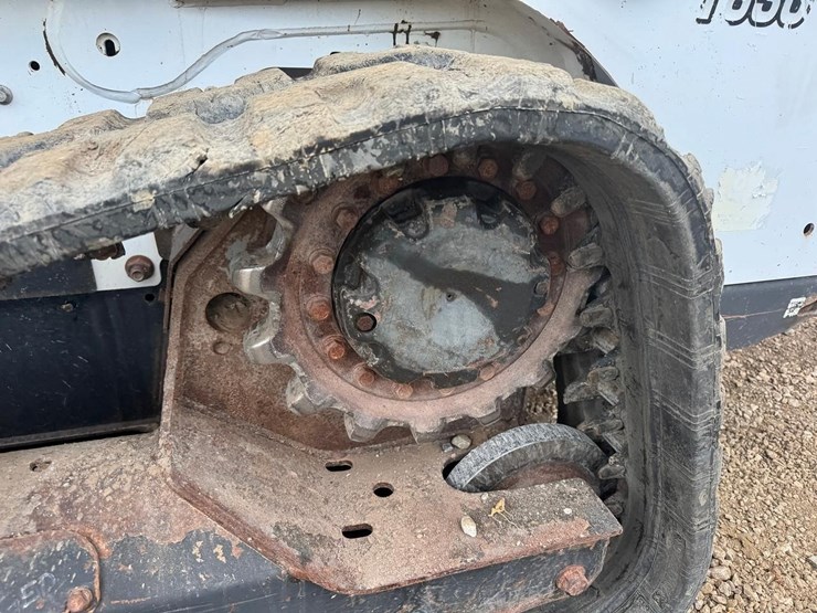 2018-bobcat-t630-image-15