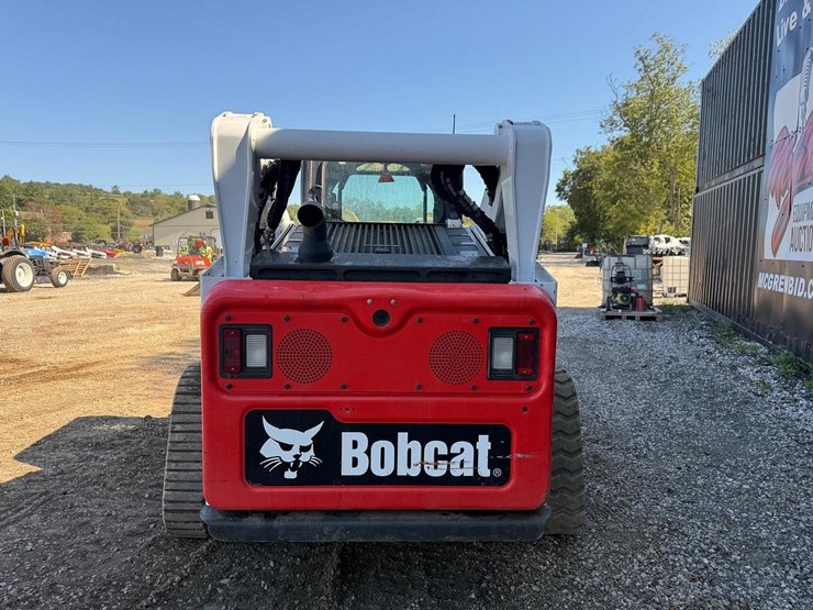 2023-bobcat-t770-image-3