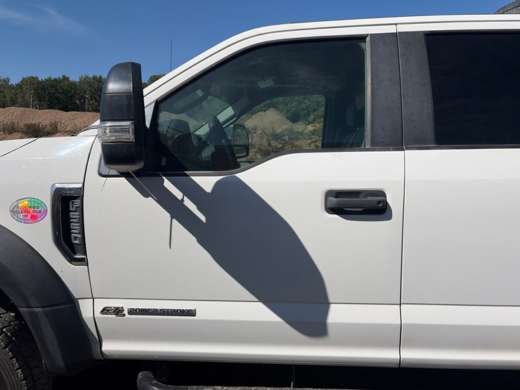 2019-ford-f550-image-18