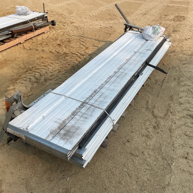 #3838 • 9' W x 8'T Non Insulated Garage Door