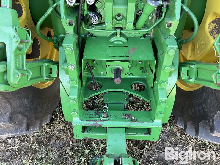 2016-john-deere-8370r-image-16