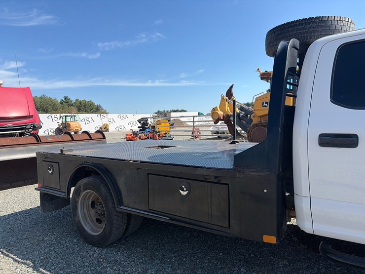 2019-ford-f550-image-14