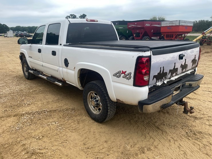 2005-chevrolet-silverado-2500-image-7