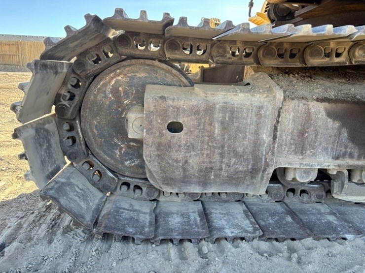 2013-komatsu-pc360-lc-10-image-10