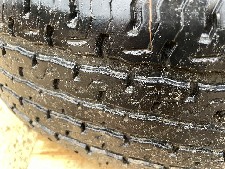 #3879-•-(6)-st-235/80r16-trailer-tires-image-10