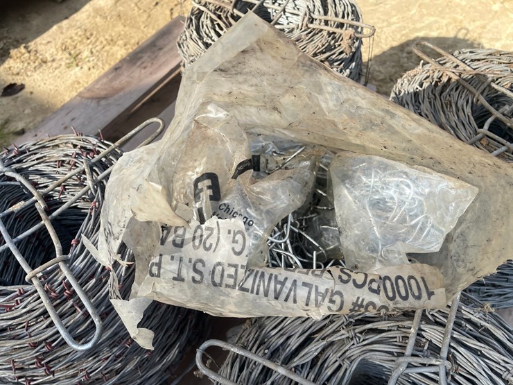 #3878-•-(4)-rolls-of-barb-wire-fencing-image-13