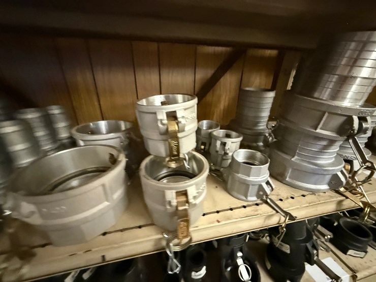 3rd-shelf-w/-(30+)-2”-thru-4”-alum-camlock-fittings-image-3