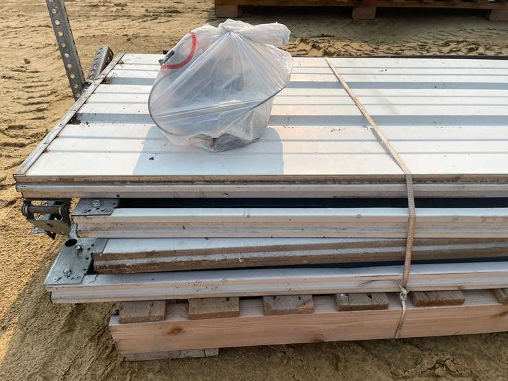 #3839-•-9'-w-x-8't-non-insulated-garage-door-image-13