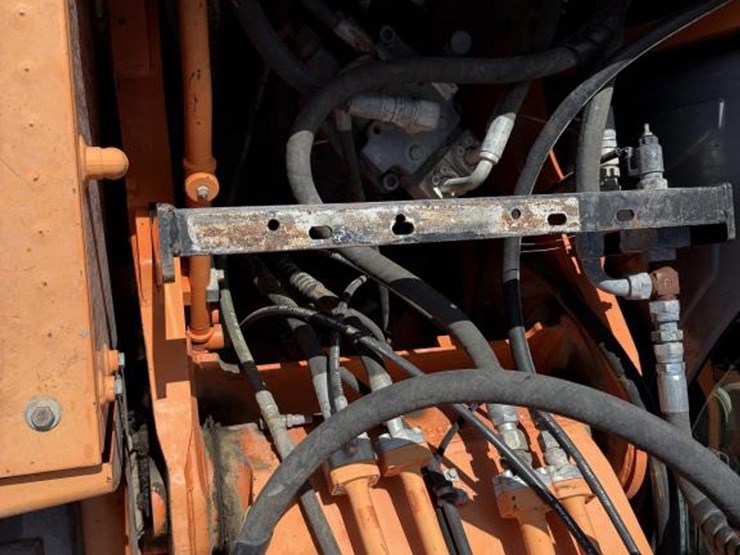 doosan-dx225-lc-3-image-24
