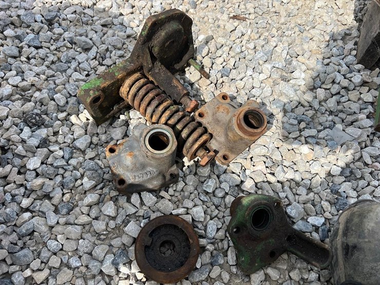 john-deere-5-image-12