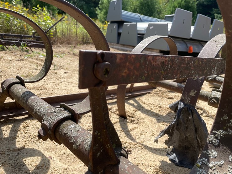 #3867-•-spring-tooth-harrow-drag-image-24