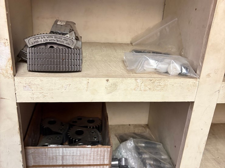 36-bin-shelving-unit-w/-contents-image-6