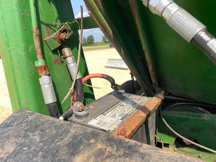 john-deere-60-image-40