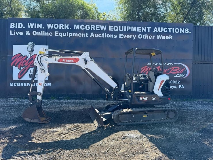 2020-bobcat-e42-image-1