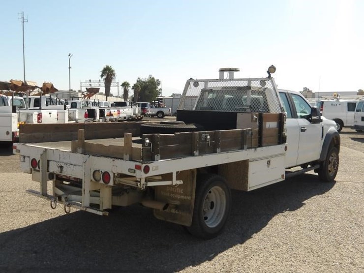 2017-ford-f550-image-3