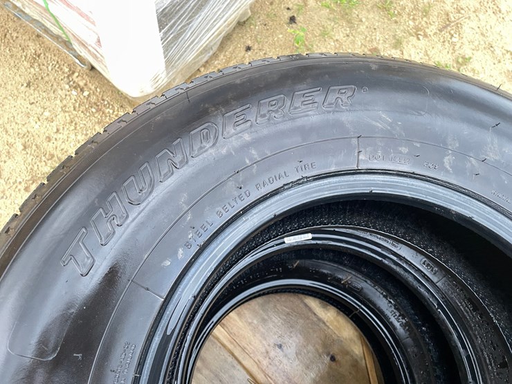 #3879-•-(6)-st-235/80r16-trailer-tires-image-6
