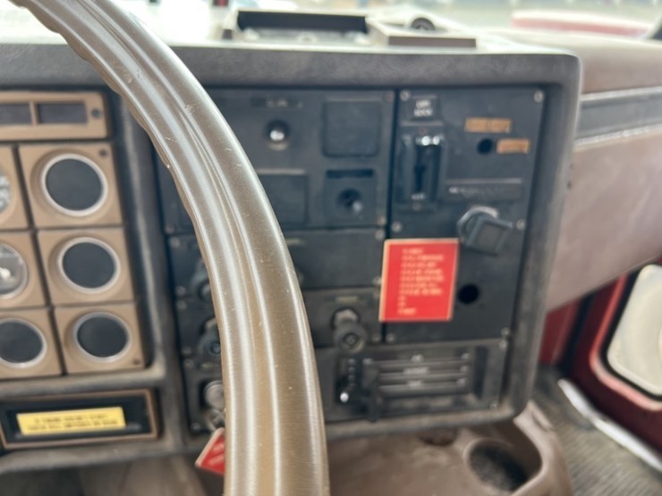 1979-gmc-general-image-28