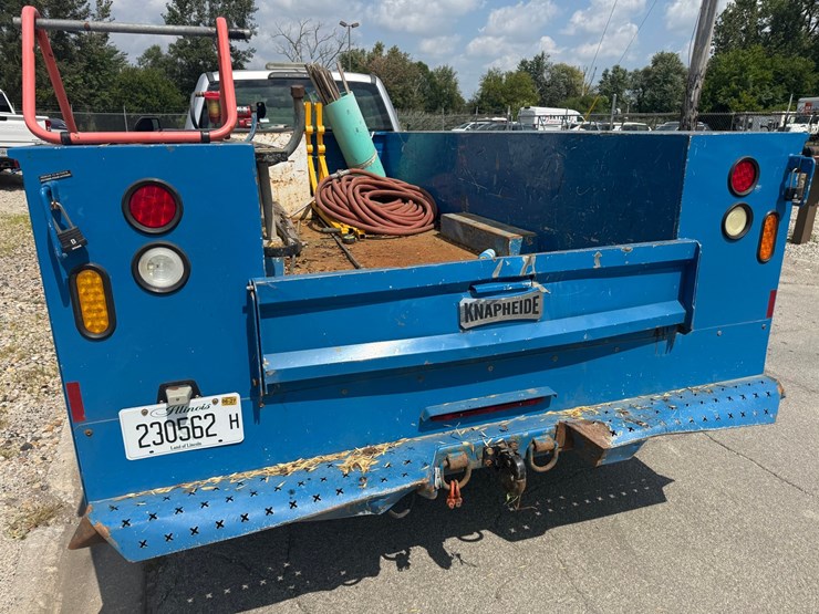 2017-ford-f550-image-16